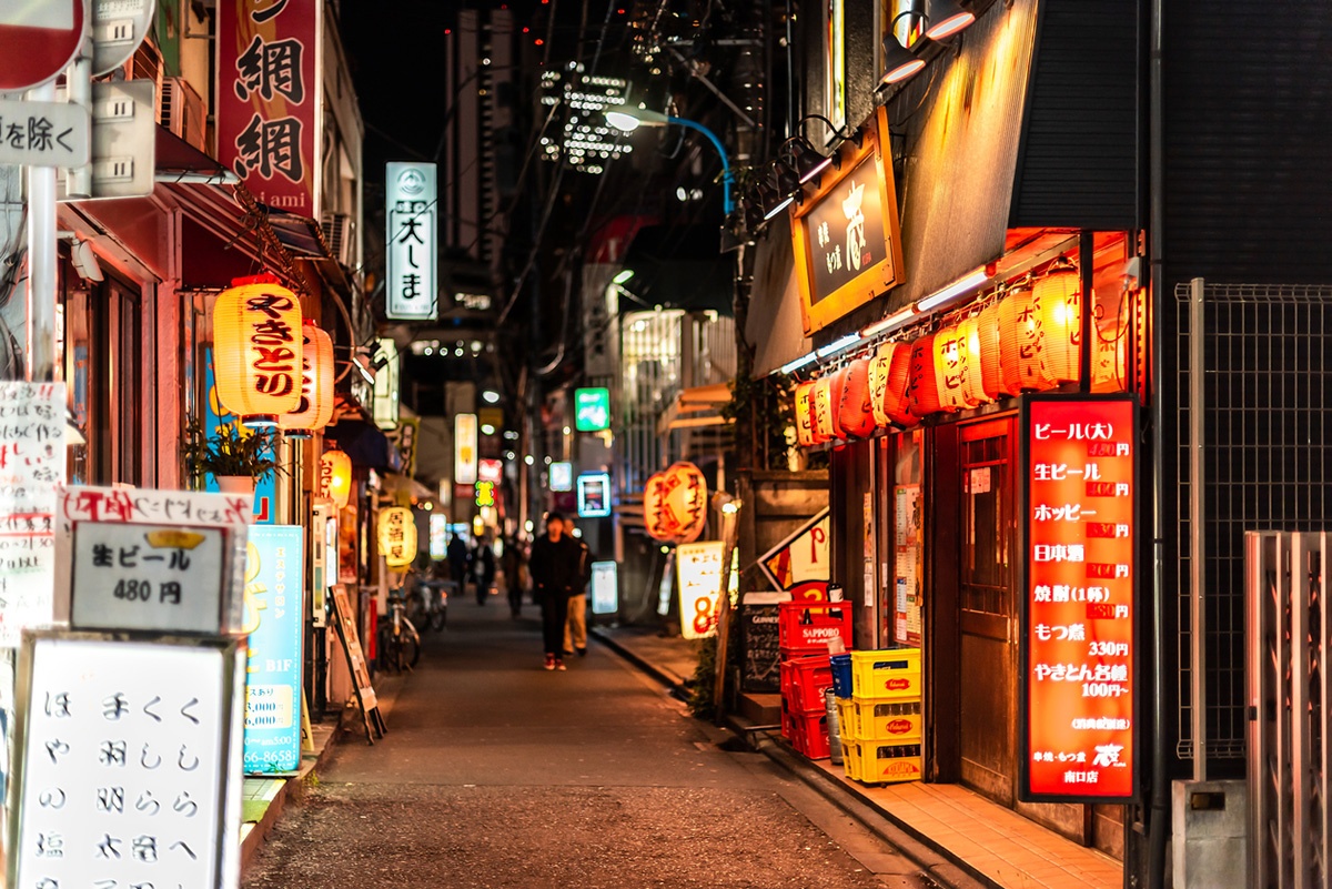 Izakaya – How to Party in a Japanese Pub